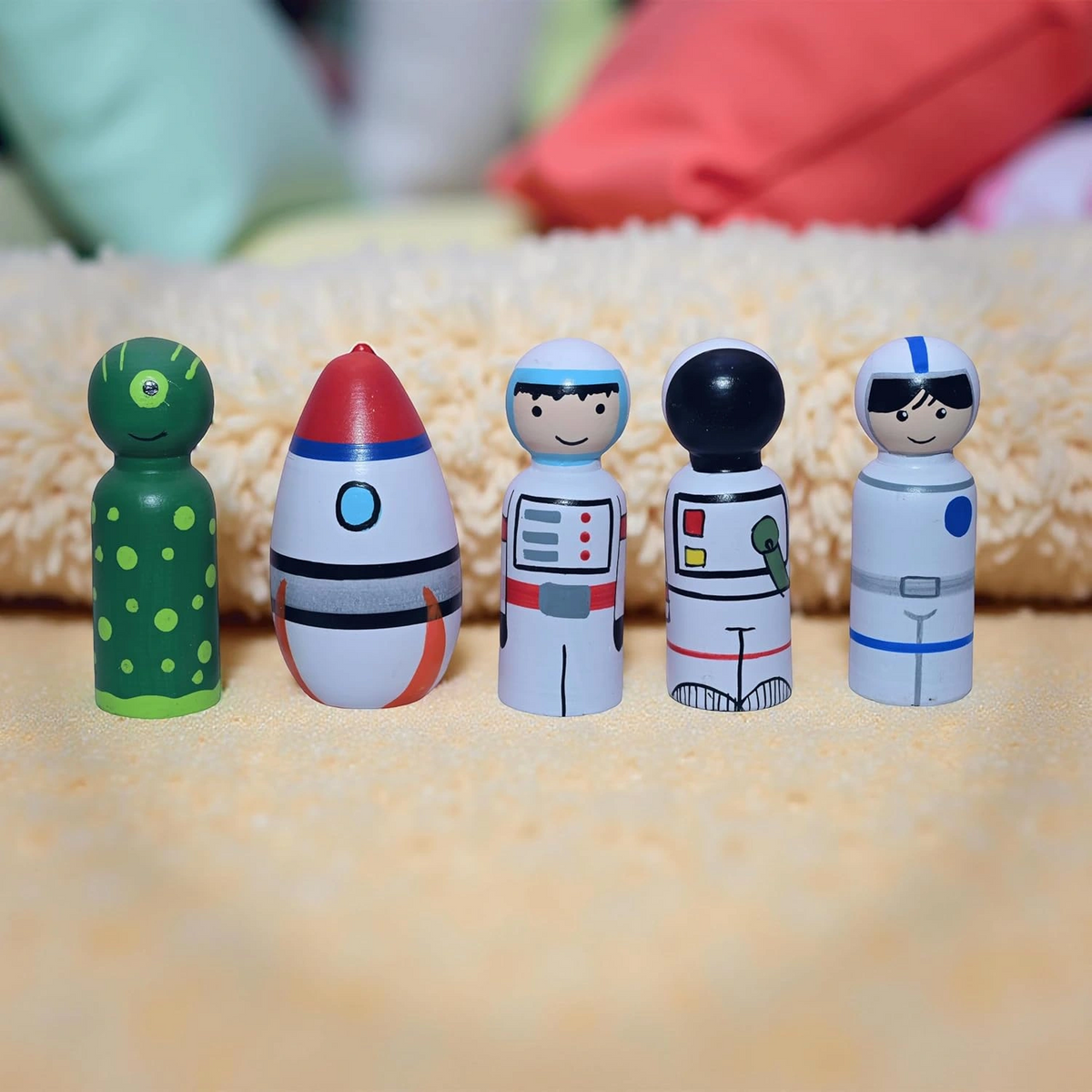 Wooden Space Peg Dolls Set, Astronaut and Alien Figures, Rocket