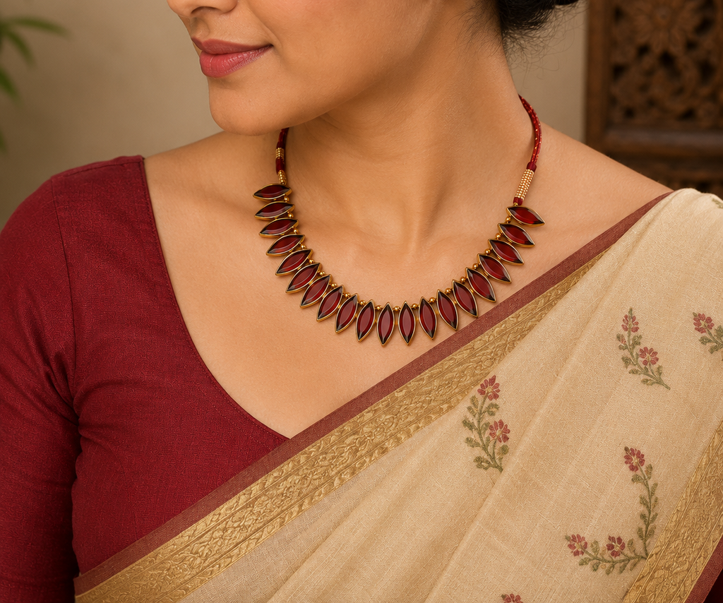 Crimson Leaf – Red & Gold Statement Necklace